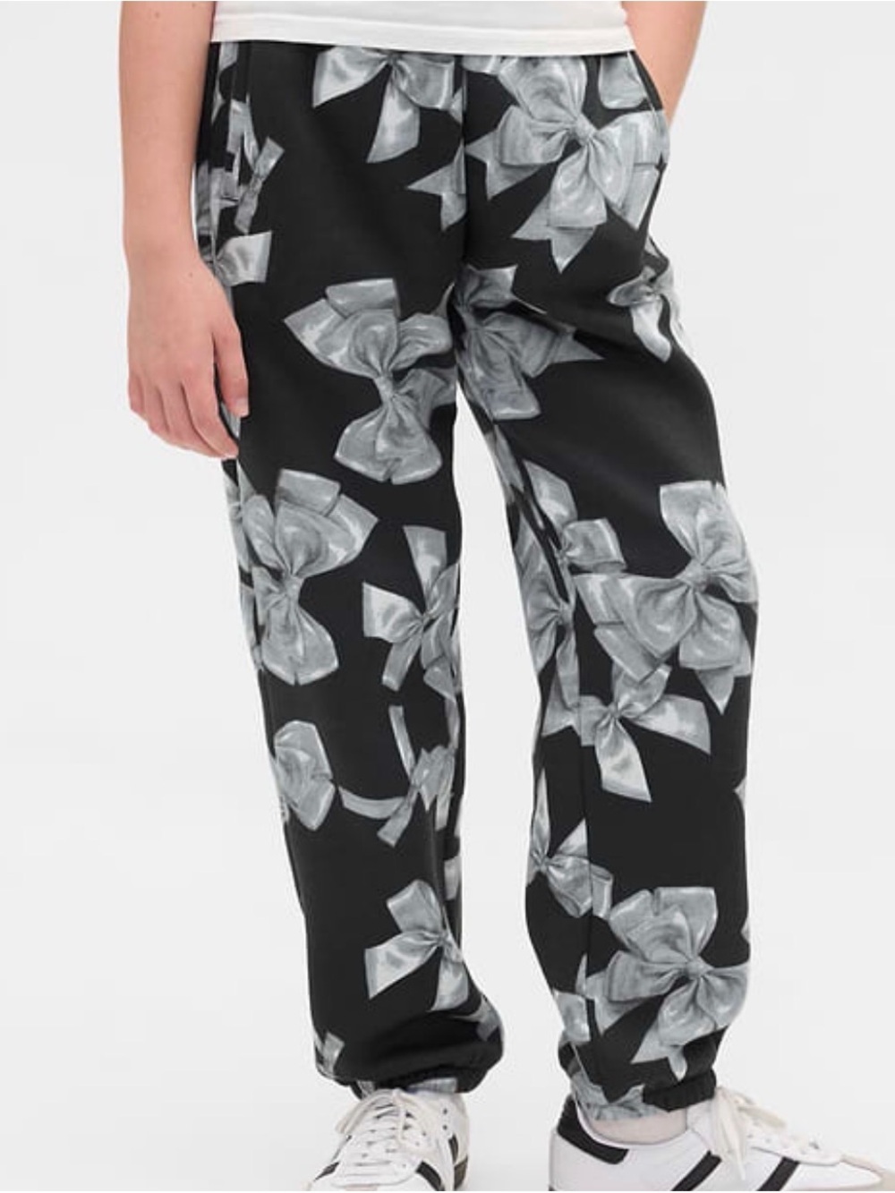 NWT Set - Gap Kids Black Bow Print Jogger and Sweatshirt